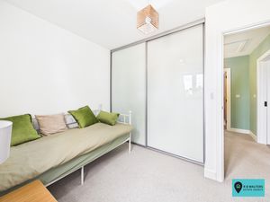 Bedroom- click for photo gallery